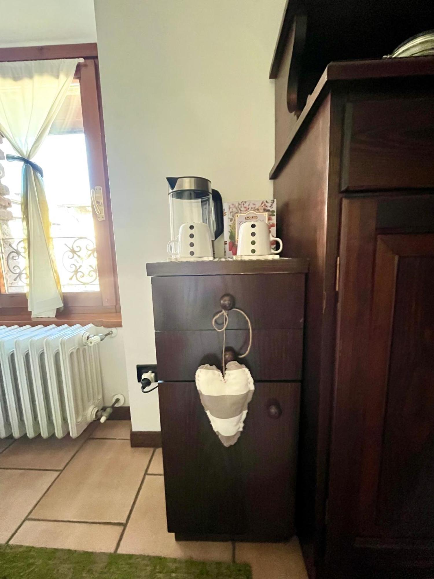 Porto Valentino Apartment Sirmione Ngoại thất bức ảnh