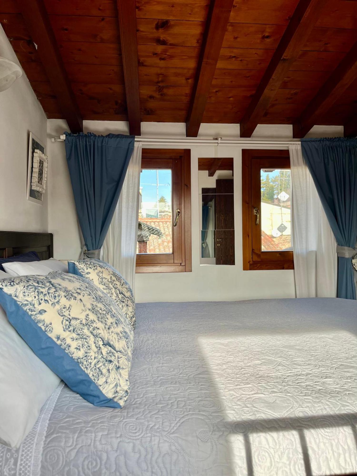 Porto Valentino Apartment Sirmione Ngoại thất bức ảnh