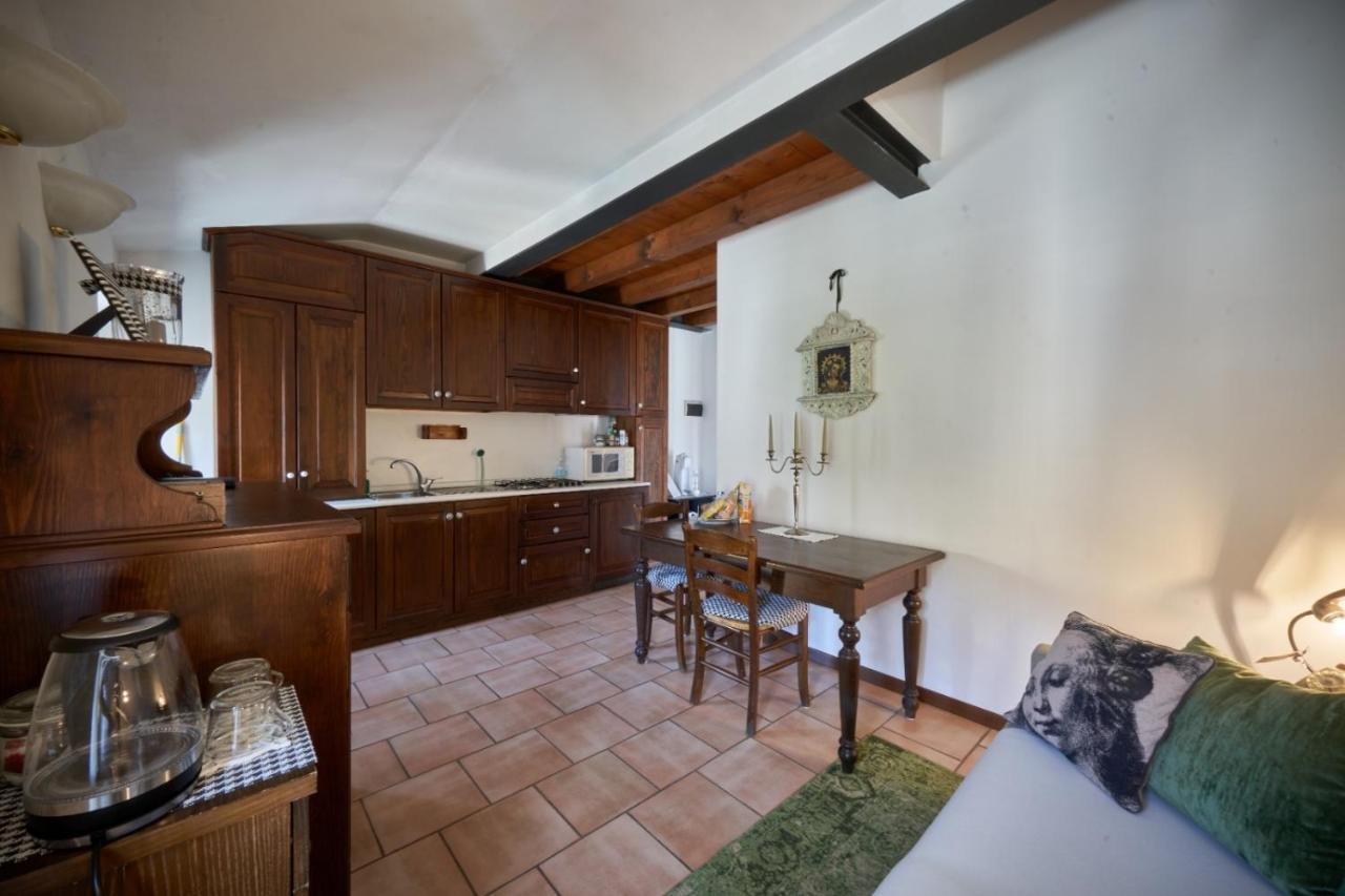 Porto Valentino Apartment Sirmione Ngoại thất bức ảnh